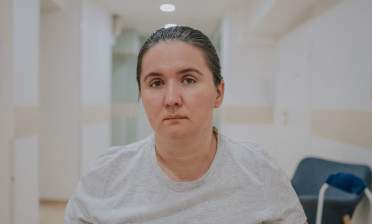 Надиря вместе с семьей попала в ДТП. Из-за травмы позвоночника ее парализовало