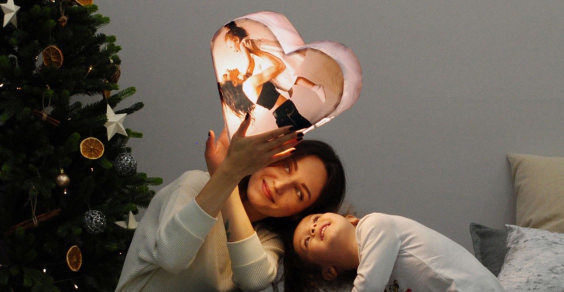 «Я хочу успевать любить». Как быть хорошими родителями в 2021-м