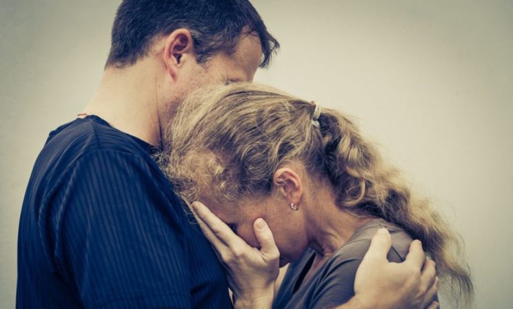 «Нам больной ребенок не нужен», — сказали родители. А потом вернулись за дочерью в детдом, но было поздно