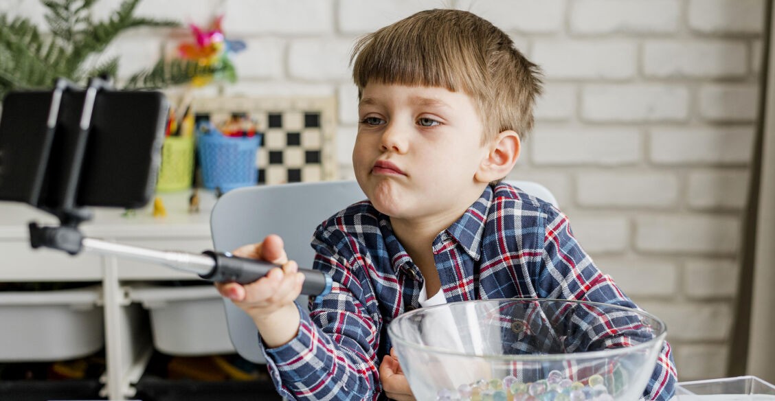 Травля из-за фоток, а лайков так и нет. С какими проблемами может столкнуться ребенок-блогер