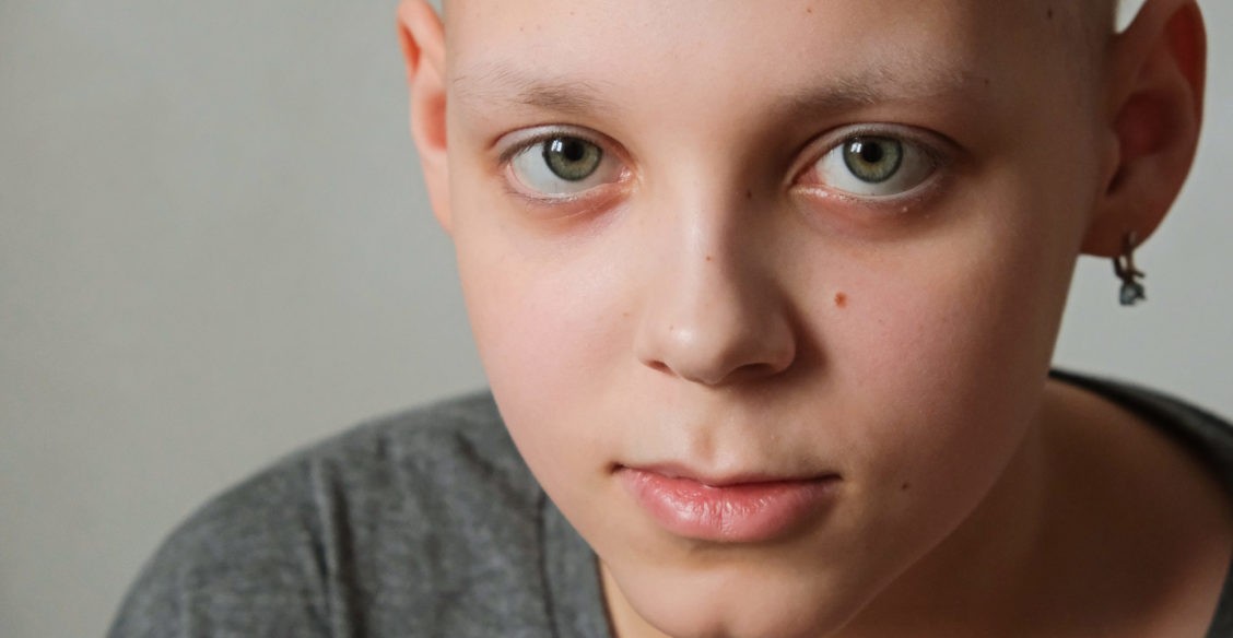 «Мама, ты не веришь, что мы победили рак?» Но Кате нужен генетический анализ