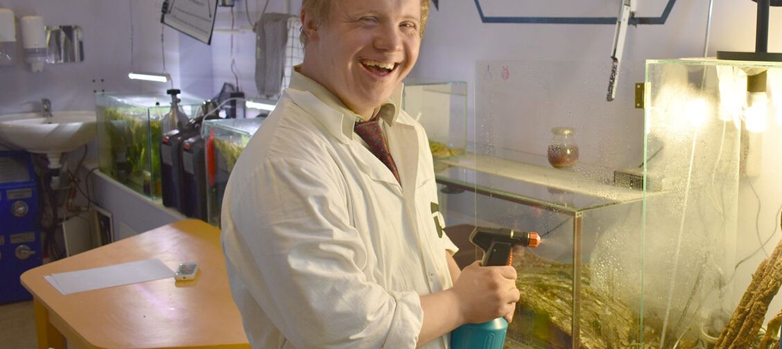 Взрослые люди с синдромом Дауна. Актер, курьер, компьютерный техник — кем еще они стали