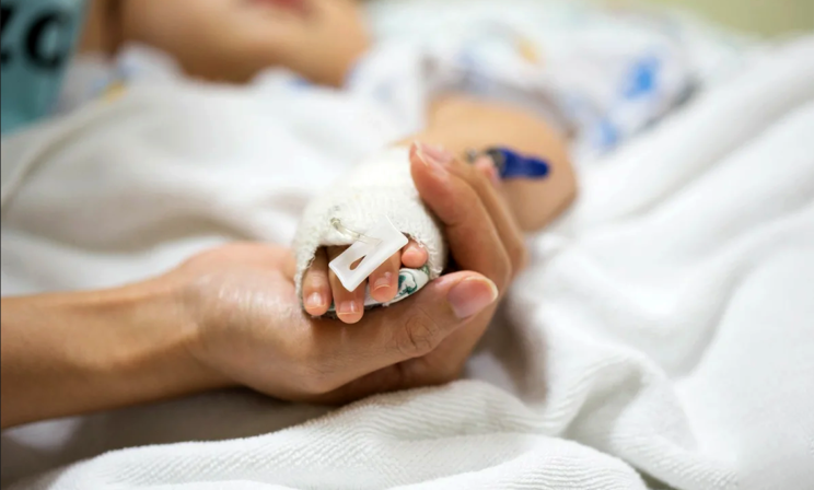 «У нее на руках умирал ребенок, а она говорила о счастье»