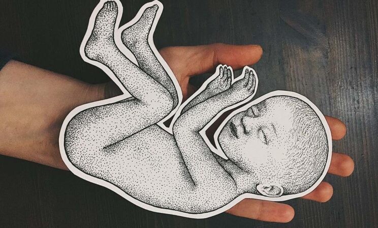 «Никто не оставлял сына одного, но все случилось за минуту». Как жить после гибели ребенка