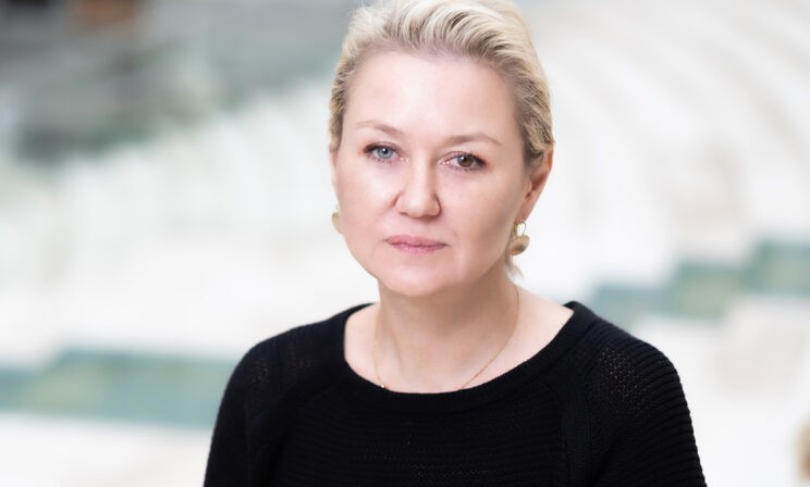 «Дочь не могла прочитать слово целиком — болела голова». Мария Пиотровская — о том, как распознать дислексию