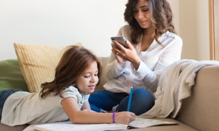 «Мама, я твой телефон спрячу!» Как я забыла о любви в Великий пост