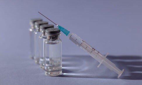 4 прививки, которые должны быть у каждого взрослого