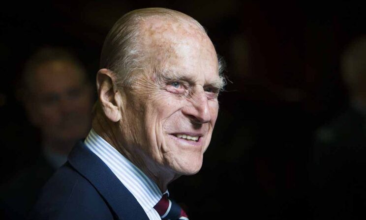 Принц Филипп. Родственник царской семьи