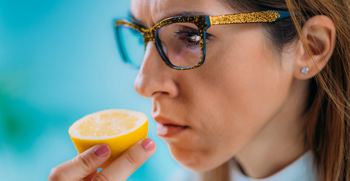 После ковида еда пахнет тухлятиной. Можно ли это вылечить?