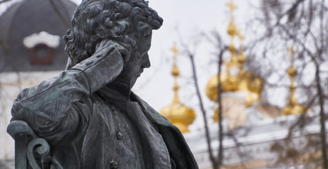 «Отрекись от Пушкина!» Он бесполезен, как бесполезно все подлинно прекрасное