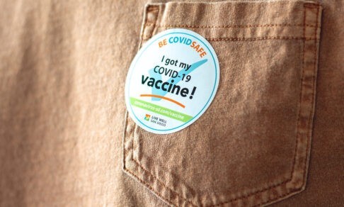 В США детям делают прививку от коронавируса. Врач Татьяна Мельник — о результатах вакцинации