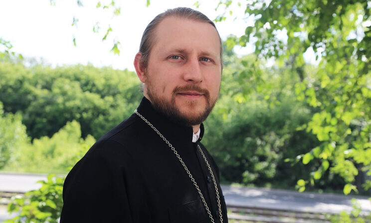 «Мама сказала дочке, что нечего рожать уродов». Почему важно научить женщину заботиться о себе