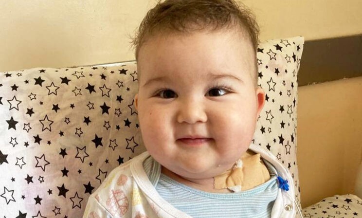 Из-за ковида Алихану не успели удалить опухоль