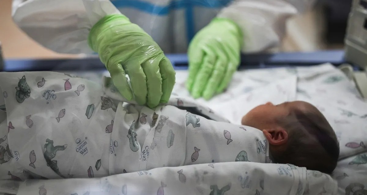 В Новосибирске умер двухмесячный ребенок с COVID19