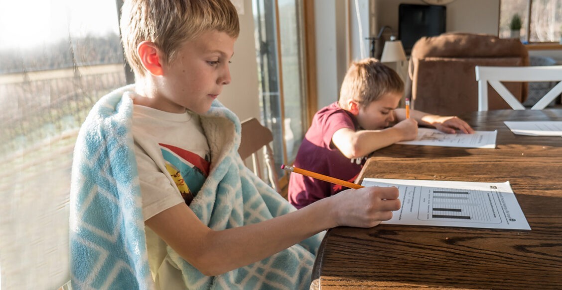 «А может, ну ее, эту школу?» 6 проблем семейного образования