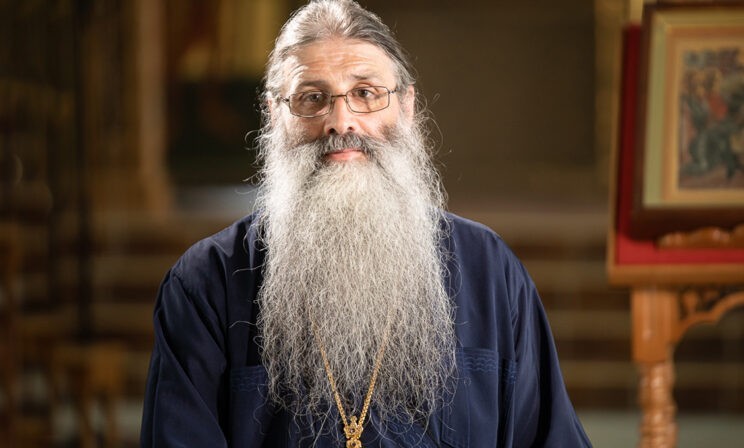 «Он вам изменяет, а вы ему за это — ништяки?» Протоиерей Максим Первозванский