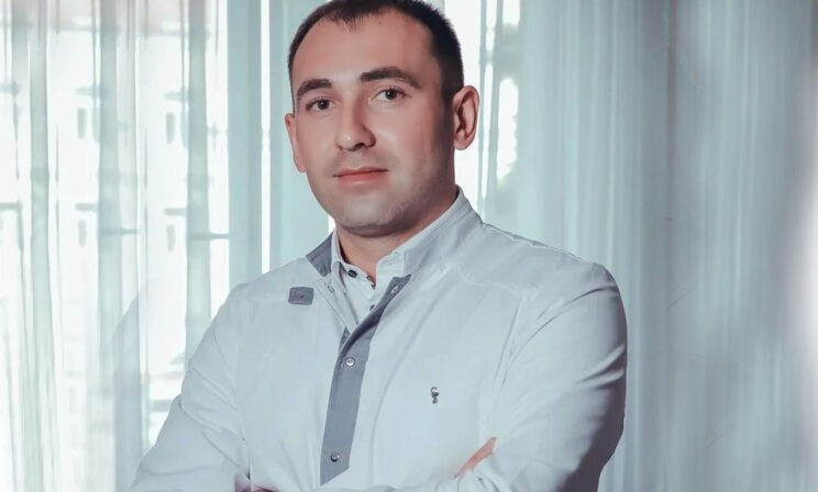 «Лечите по старым схемам — так дешевле». Главврач онкодиспансера в Северной Осетии уволился из-за чиновников