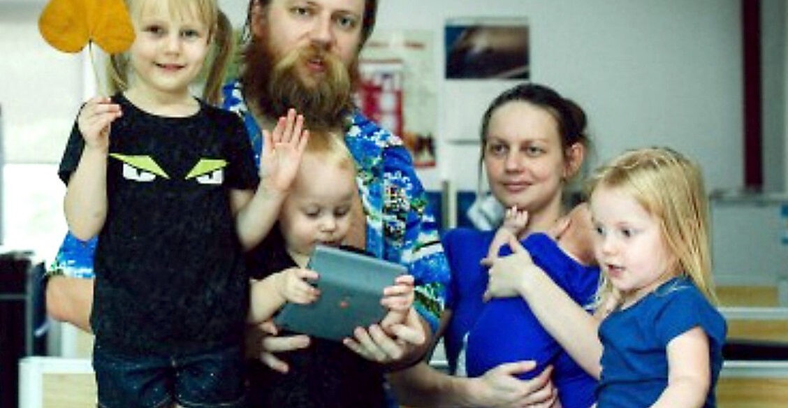 «Никто не знает, что такое детство». Восьмилетняя Алиса сдала ЕГЭ, «Правмир» поговорил с ее семьей