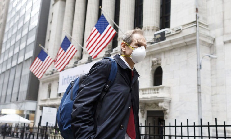 «От ковида уже погибли более 520 детей». Врач из США — о новой волне заболеваемости