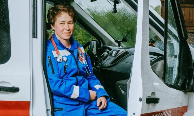 «Я стучала по столу, чтобы не ударить ребенка». Интервью с фельдшером, которая возглавляет детский приют