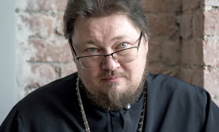 «Девочка заявила, что эту чушь читать не будет». Почему наш молитвослов прекрасен, но не всем подходит