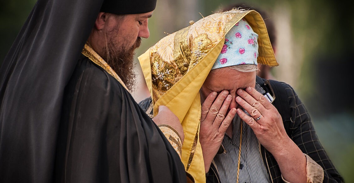 «Да разве мои грехи простят!»  Священник Ясен Шинев — о нездоровой религиозности