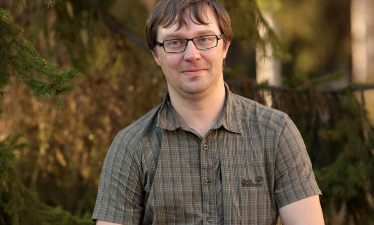 «Не рассчитывайте на коллективный иммунитет». Врач Александр Соловьев — о новой волне ковида