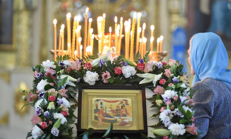 «Господь действует Ее руками». Почему мы празднуем рождение Богородицы