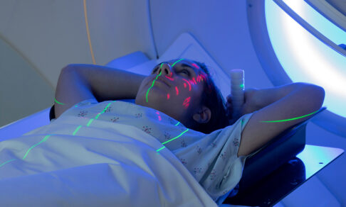 Чернобыль можем, а нужное радиационное лечение — еще получи? Как я добивалась высокотехнологичной медпомощи в Москве