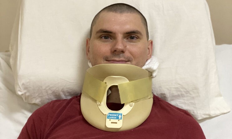 «Смотри, как я прыгаю!» Сергей сломал шею прямо в свадебном путешествии