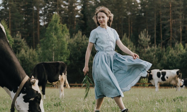 Тележка огурцов и «крокодилы». Елена Кучеренко — о деревенской взаимопомощи и аккумуляторе