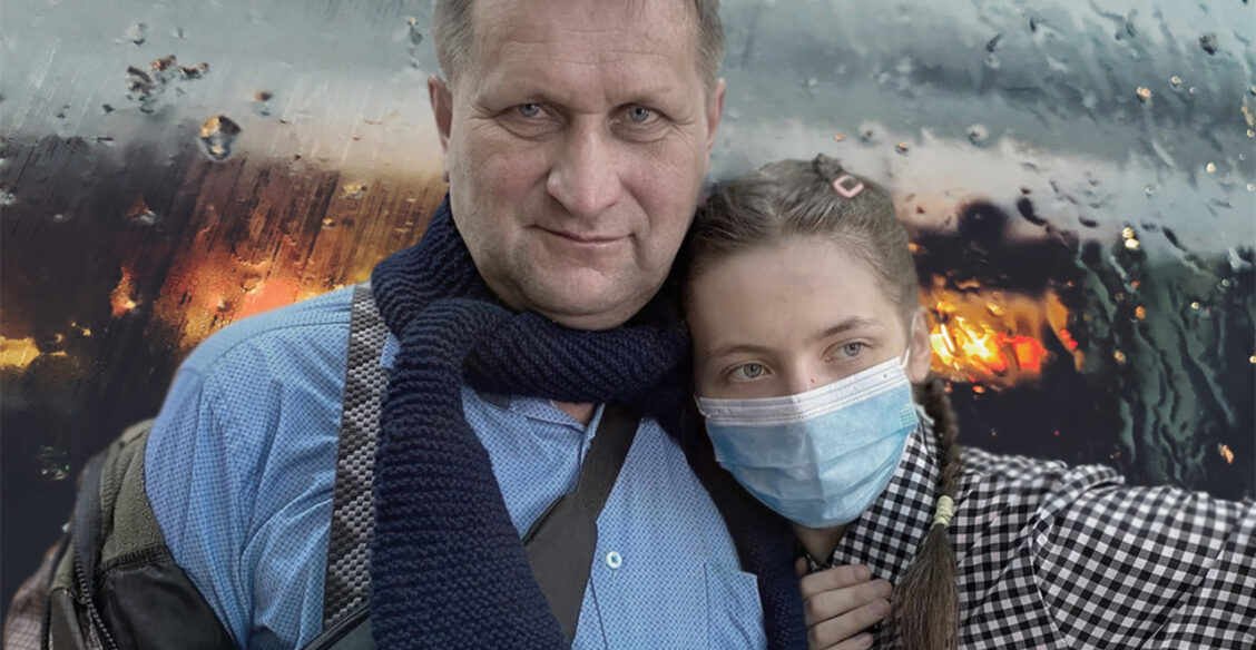 «Жена ушла, когда Насте было 12». Как отец учит дочь с аутизмом плавать и печь шарлотку