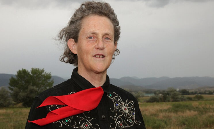 «Животные думают образами». Как девочка с аутизмом стала известным профессором