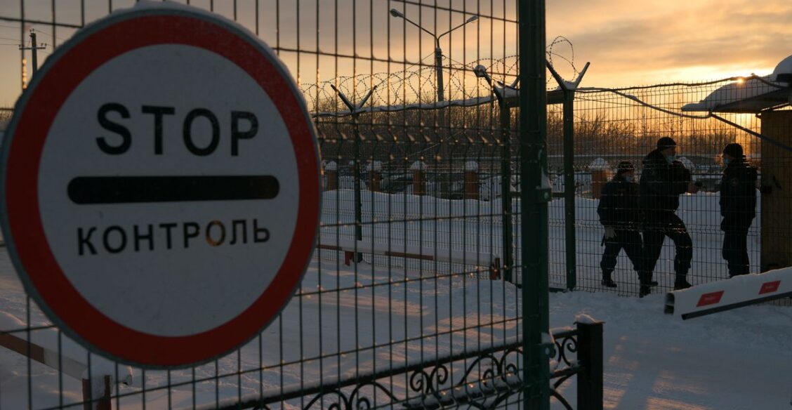 «Пустите, у нее отец со смены не вернулся». Репортаж с шахты «Листвяжной», где погиб 51 человек