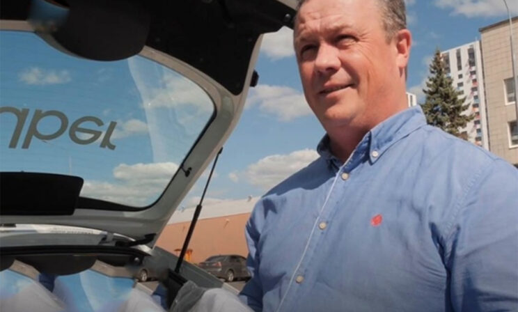 «Пожарьте нам картошку, которую дядя таксист принес!»