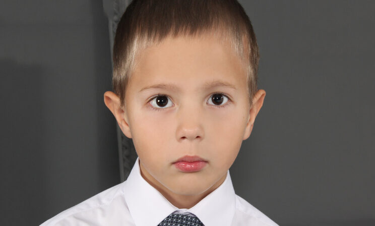 «Мама, когда дядя надел мне на голову маленькую коробочку, я все-все слышал»