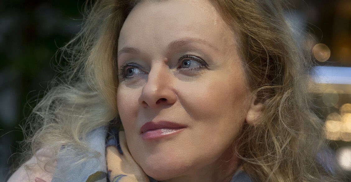 «По глазам я понимаю: она меня узнала». Актриса Анна Терехова — о маме