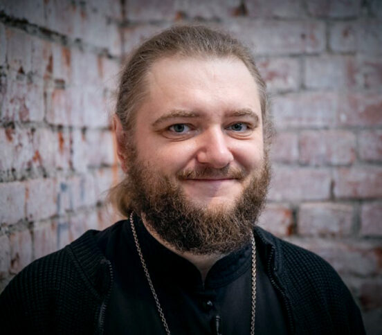 «Не все неудобные моменты в жизни нужно залечить». Архимандрит Савва Мажуко — о православии и психологии
