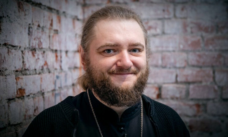 «Не все неудобные моменты в жизни нужно залечить». Архимандрит Савва Мажуко — о православии и психологии