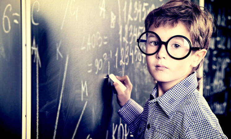 «Из меня лепили вундеркинда». Монолог мужчины, который окончил школу в 14 лет