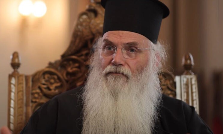 Обритые дети с катетерами играли в настолки, а митрополит спрашивал: «Почему?»