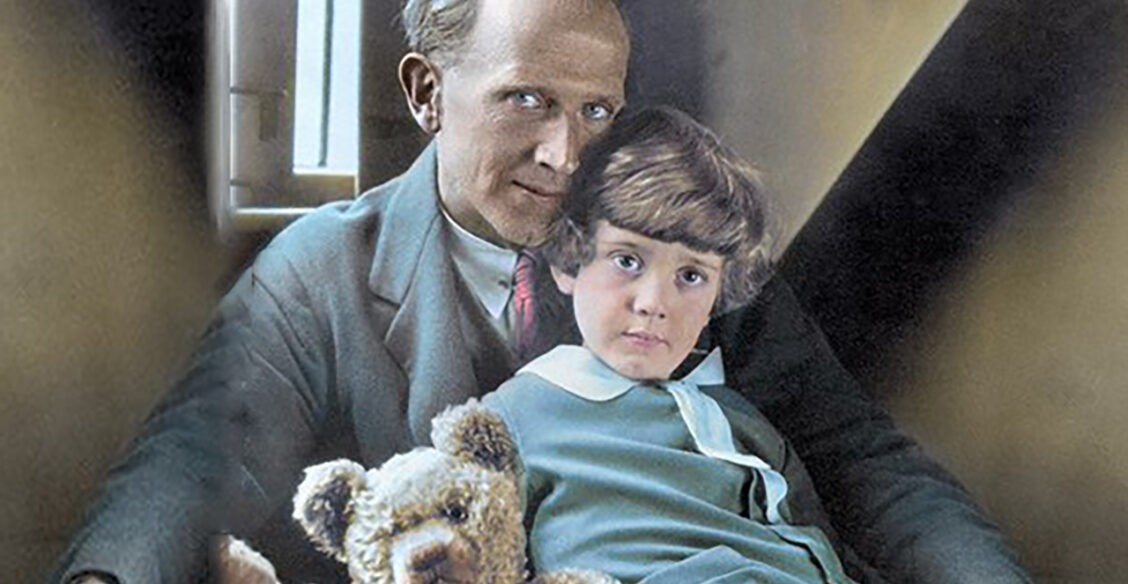 Начал публиковаться в 8 лет, его сына травили в школе. Факты об Алане Милне