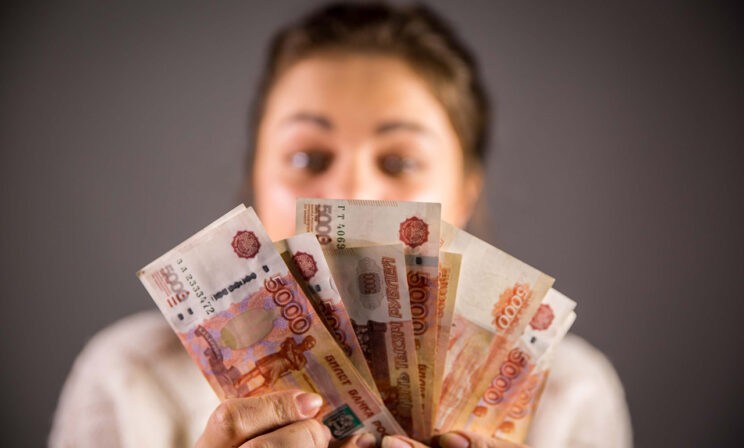 Что такое «финансовый» грех и как выбраться из долговой ямы. Священник Майкл Тассос