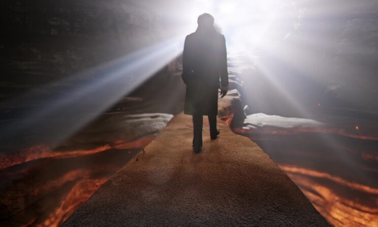 «До следующего воскресенья», — сказал он. В воскресенье я пришла на его отпевание