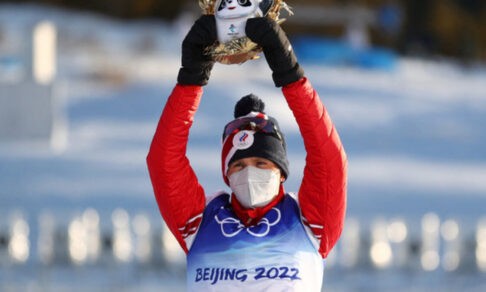 «Его поддержку ощущаю до сих пор». Лыжник Денис Спицов посвящает свои победы на Олимпиаде погибшему отцу