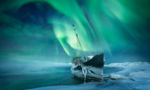 Под северным светом. Лучшие фото полярного сияния