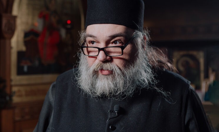 «За слащаво-елейные открыточки — в бан!» Игумен Валериан (Головченко) — о праздновании Масленицы