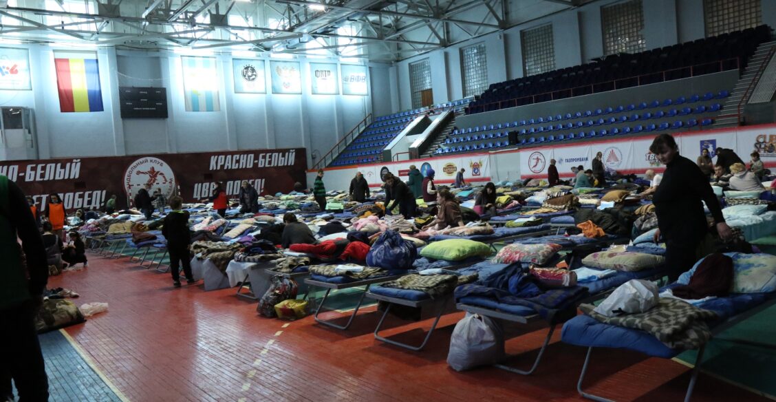 Один день с беженцами из Мариуполя