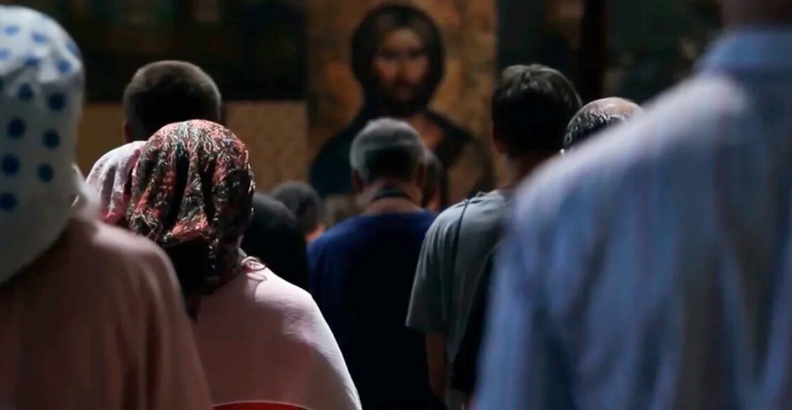 «Нас проклинают, а мы молимся». Елена Кучеренко — как храмы вдруг наполнились людьми