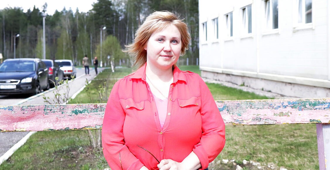 «Снаряды падают, а я иду и раздаю цветы». Беженцы из Мариуполя под Пензой